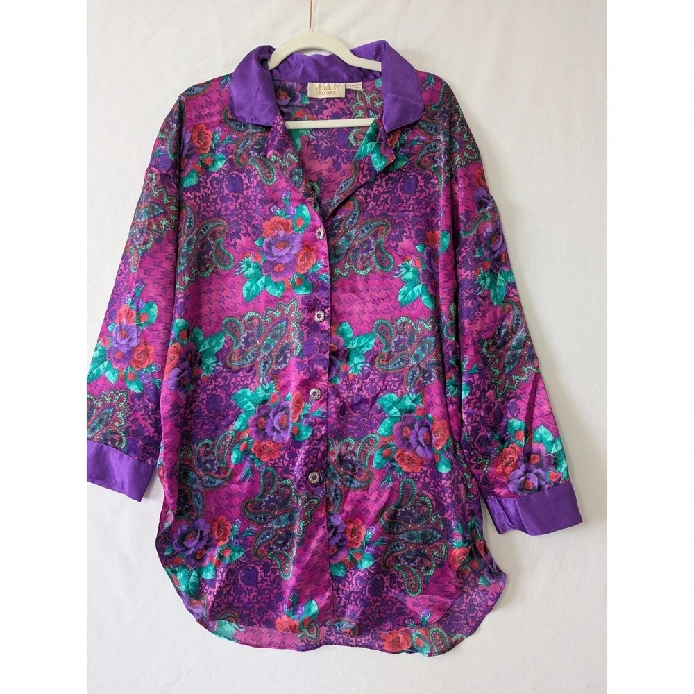 Victoria's Secret Purple Floral Paisley Ornate Buttons Satin Nightshirt Size M/L